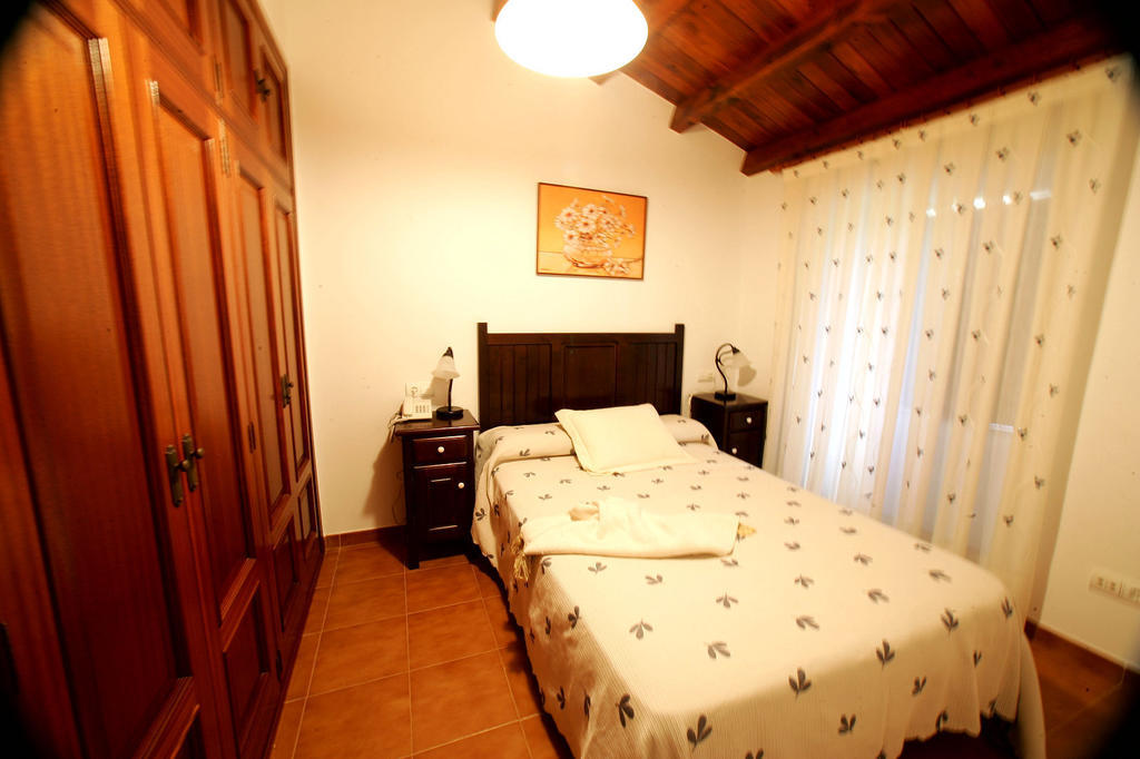 Casa Da Botica A Estrada Hostel Os Casares Cameră foto
